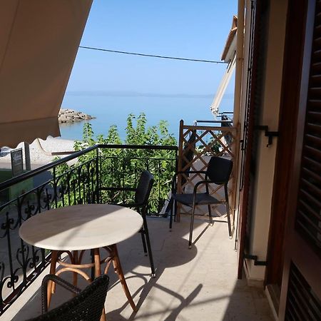 Akrogiali Beach Apartments Eksteriør bilde